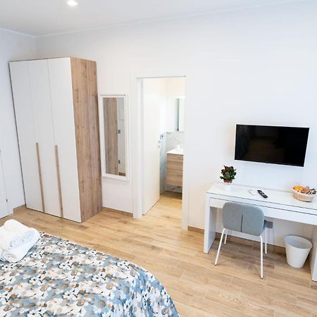 La Dolce Vita Rooms Rome Extérieur photo