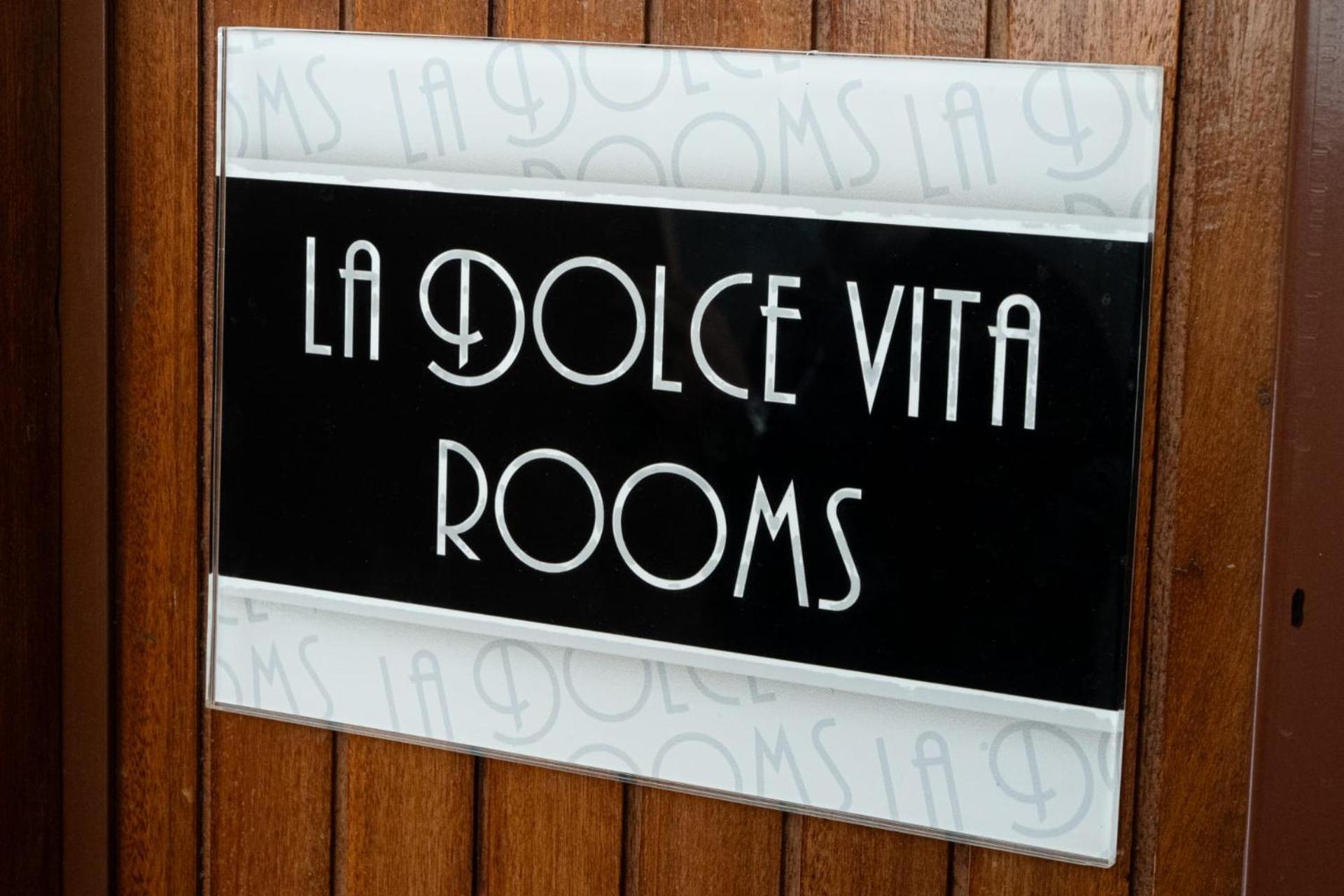 La Dolce Vita Rooms Rome Extérieur photo